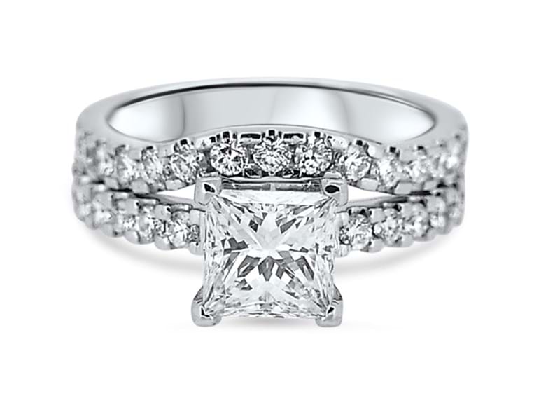 Princess Cut and Round Brilliant Cut Diamond Engagement Ring and Fitted Wedding Band